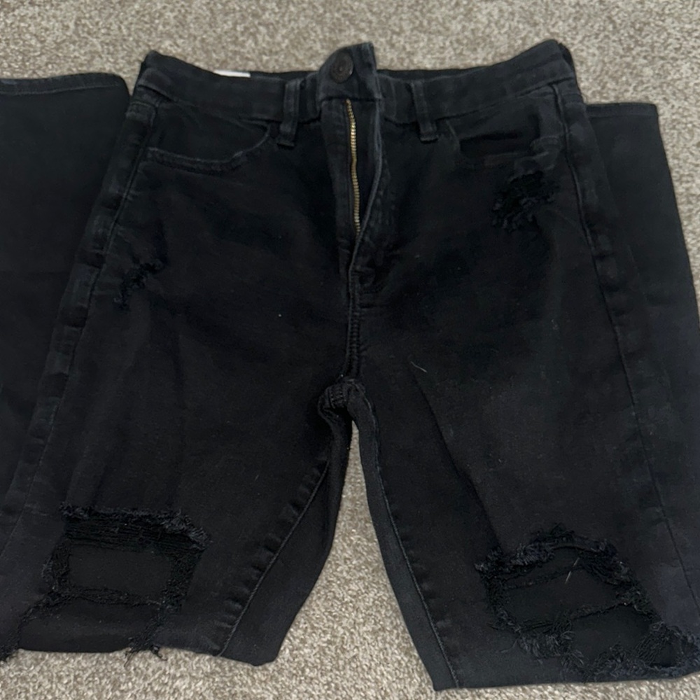 Black American Eagle Ripped Jeans